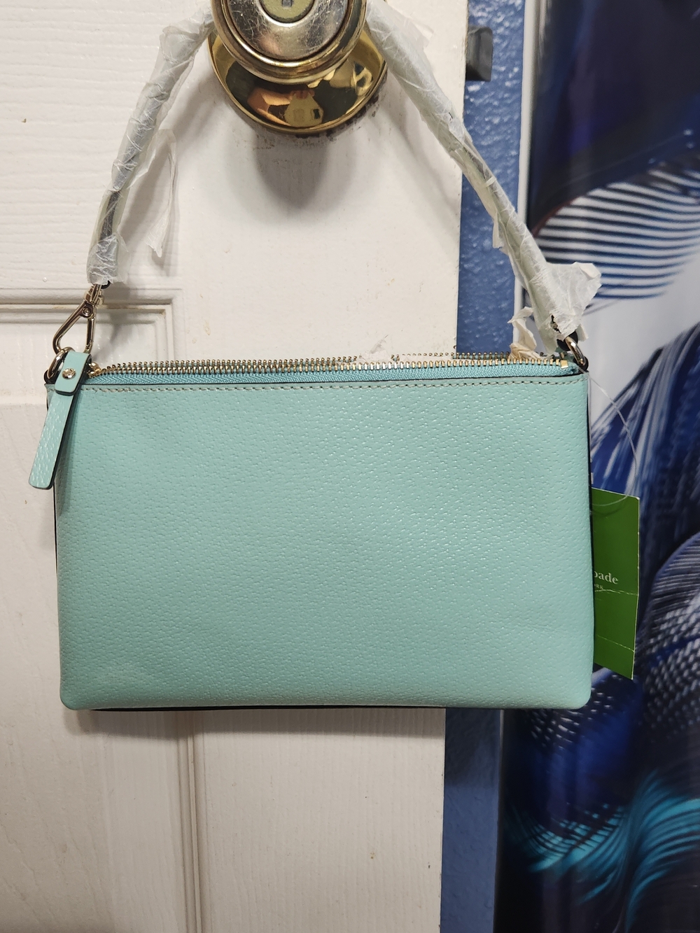 kate spade mint blue leather wristlet with gold hardware - Picture 2 of 4